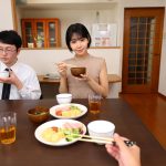 梅田みなみ独占VR：夫に隠れた人妻の時短中出しセックス｜8K辱め作品（urvrsp00542）エロ動画
