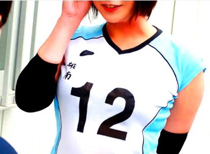 バレーボール部の長身清楚系女子が先輩のモノになるまでの一部始終。丸新原作大ヒット同人NTRをついに実写化！瀬田一花