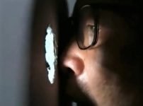 ヘンリー塚本、夫婦交換、妻が男とやっているのを覗き見る。