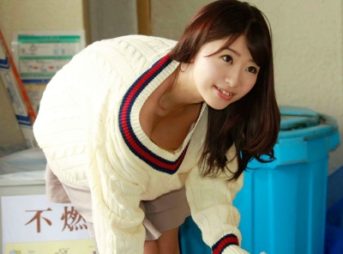 ゴミ捨て場でノーブラ人妻に遭遇　汚い場所で〇〇すると、なんだか興奮する 2